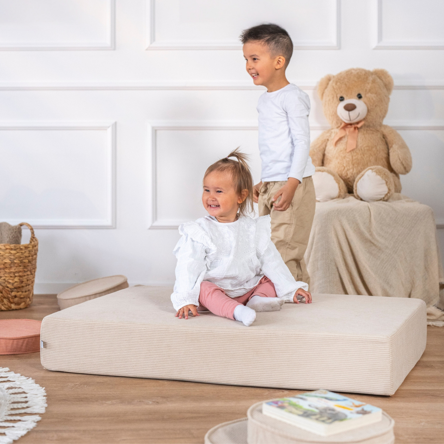 Bundle M: 1 Hüpfpolster x 6 Loopis